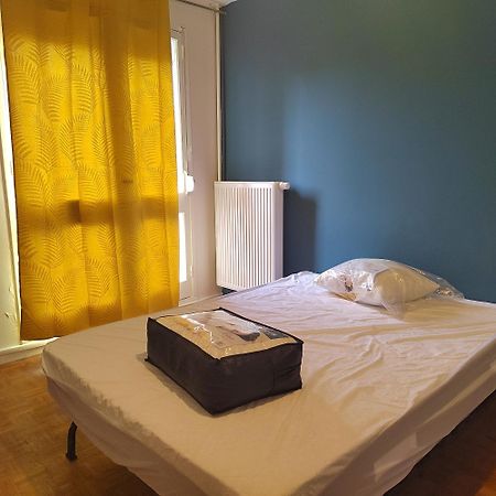 Chambre Dans Un Appartement En Colocation Ρεν Εξωτερικό φωτογραφία